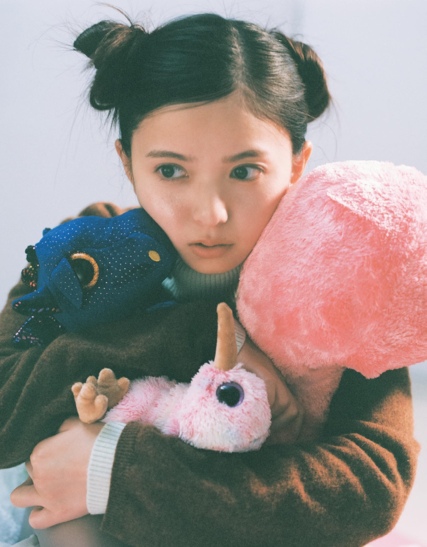 齋藤飛鳥「お鍋とか、温泉とか。穏やかで小さな幸せが大事」 温かくやさしい素顔