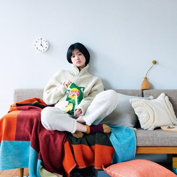 肌触り抜群のボアパンツやレッグウォーマーも！ 最新あったかアイテム