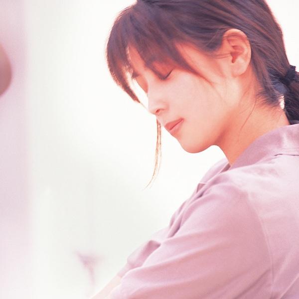 ファンの強い想い入れを感じさせる内容に！ ZARDのデビュー35周年を祝うリクエストベストアルバム発売