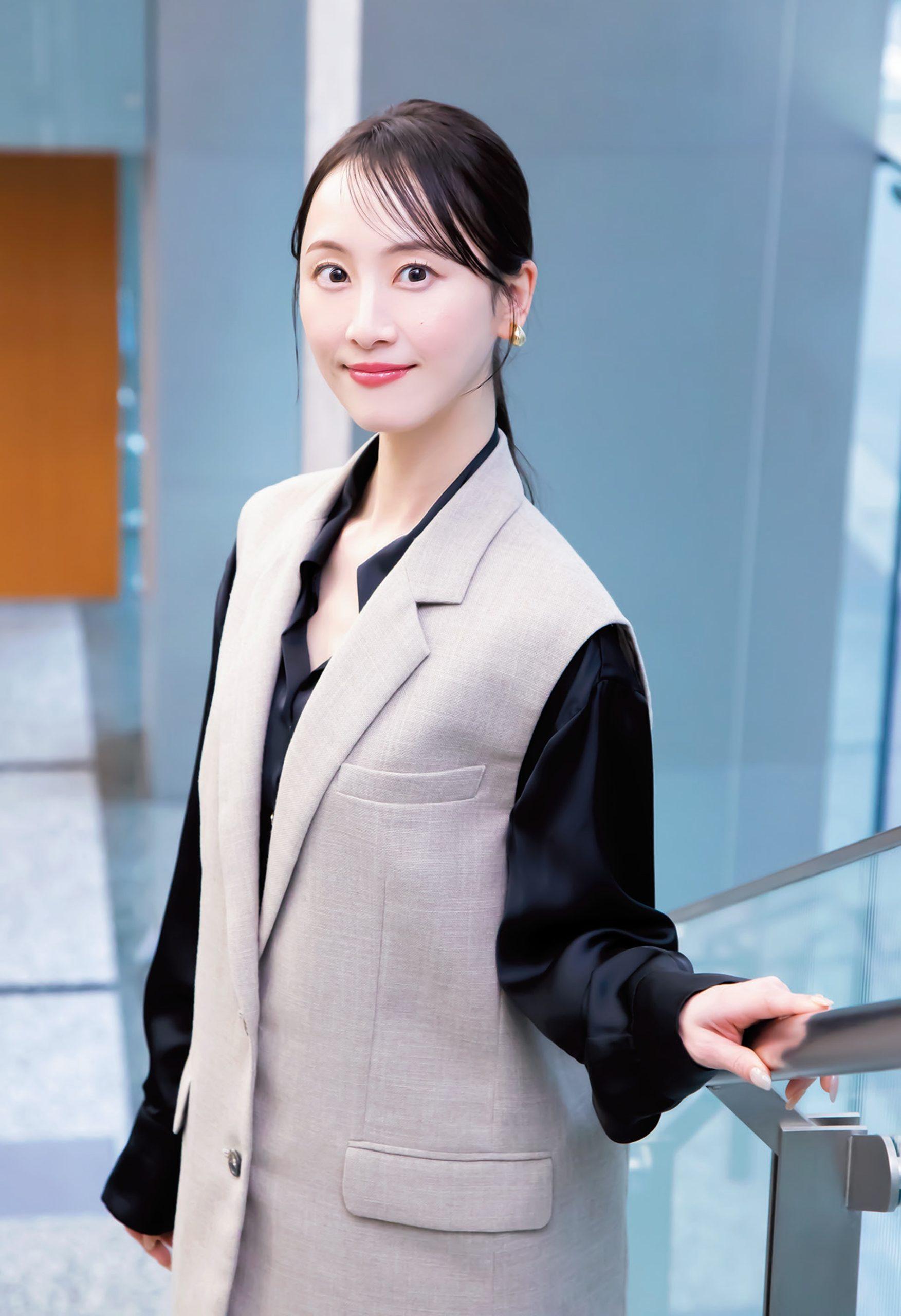 松井玲奈、4年ぶりの新作小説！ 端役の実力派俳優と元子役アイドル、二人の光と影とその先は