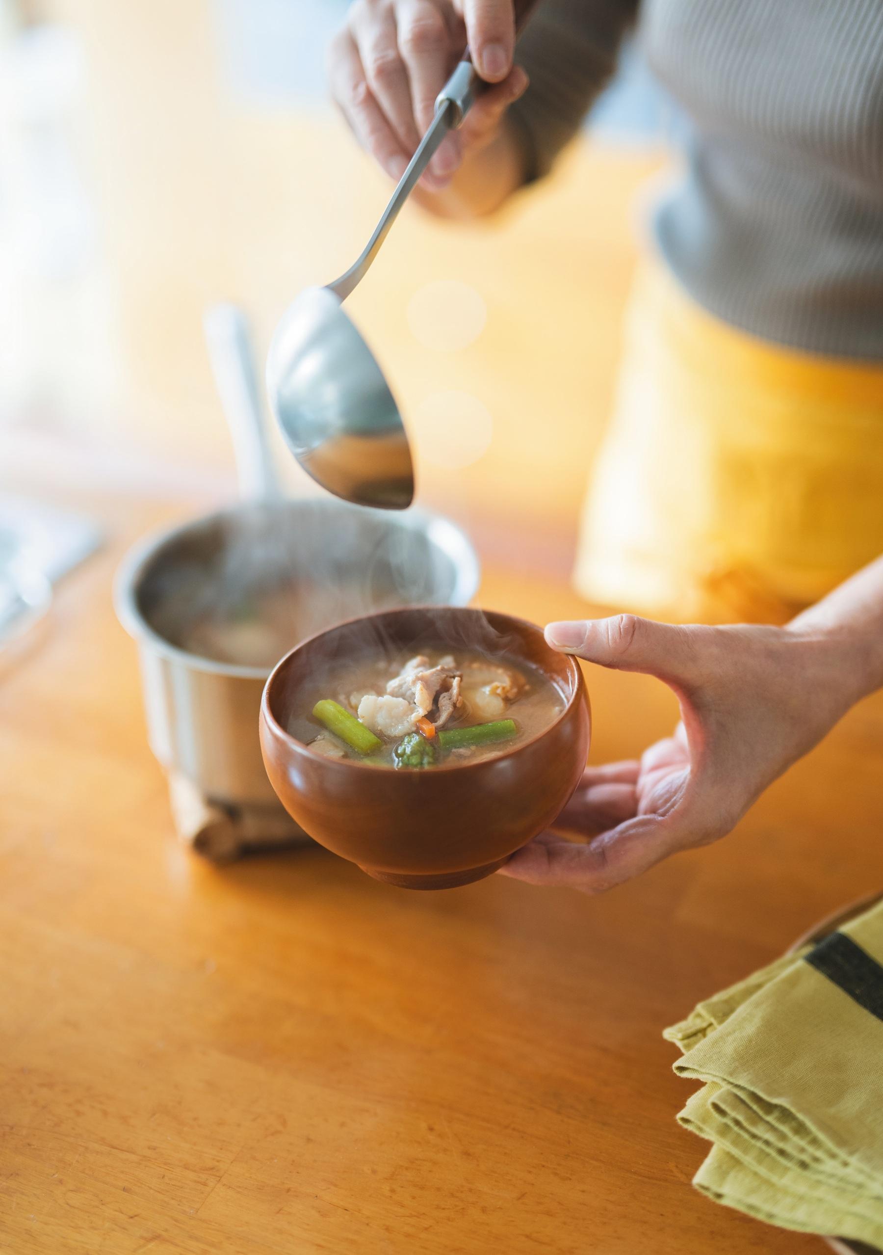 心とカラダを美味しく整える、“薬膳おかずみそ汁”レシピ