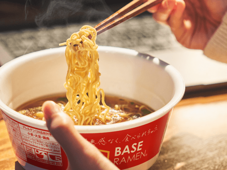 完璧な三食より、カップ麺で続けられる健康食生活！ anan総研メンバーが“麺テナンス”を考える