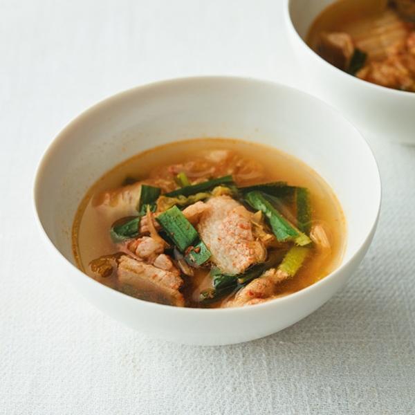 シリコンバッグで叶える! 栄養満点スープで春の不調を解消