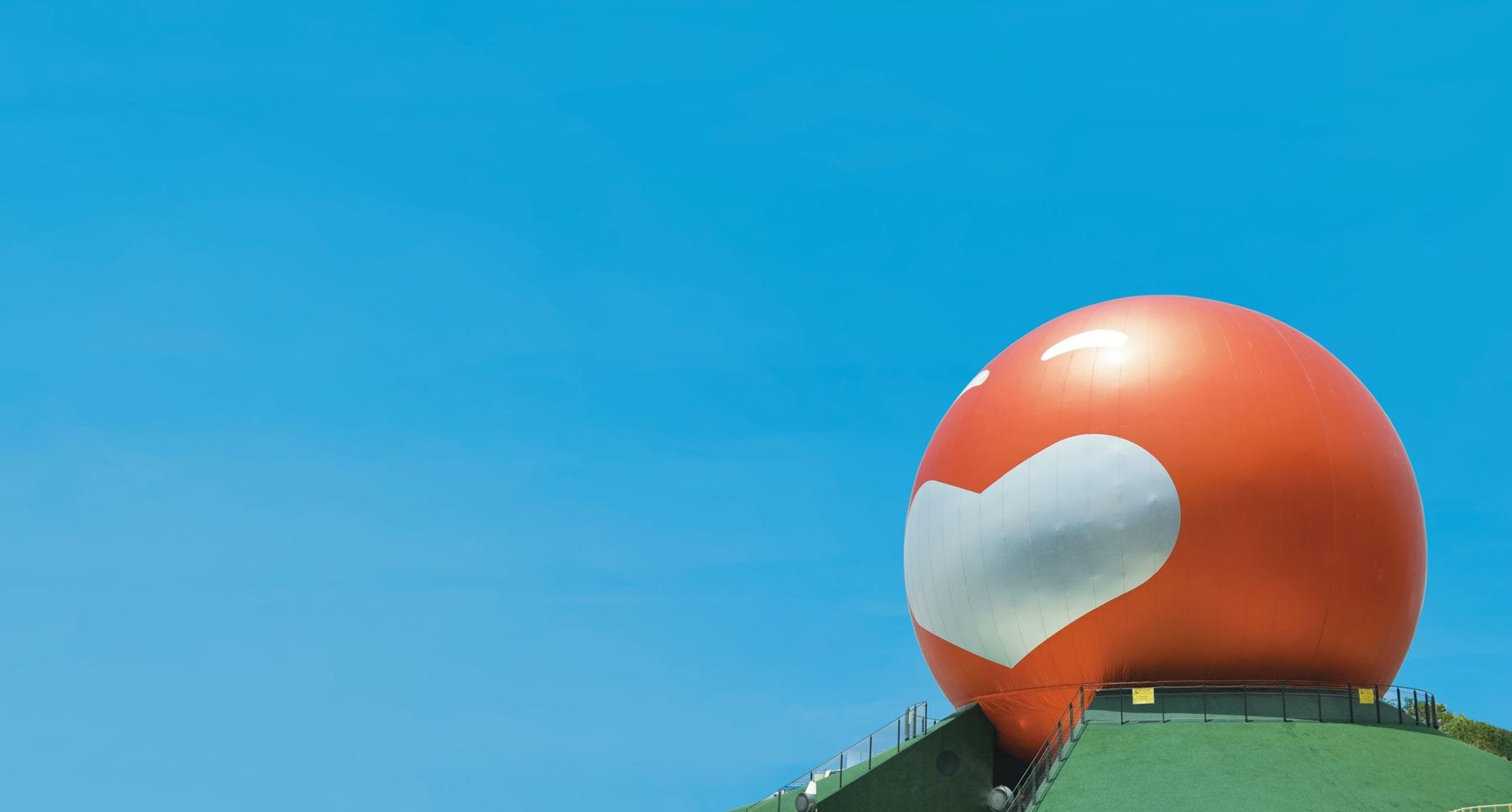 ガクテンソク、ミルクボーイ、フースーヤら人気芸人が総出演。万博会場を爆笑の渦に!