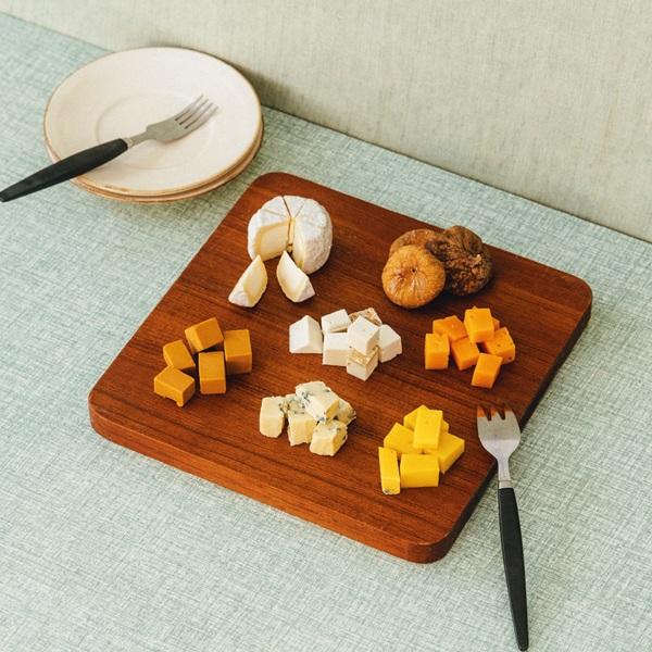 日常のテーブルがアガる、少し贅沢なチーズ&調味料。長谷川あかり厳選、最新手みやげ5選